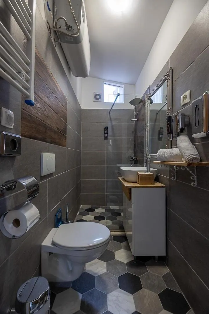 Hostel Habibi Come Tu Silver Gate Diocletians Palac Split