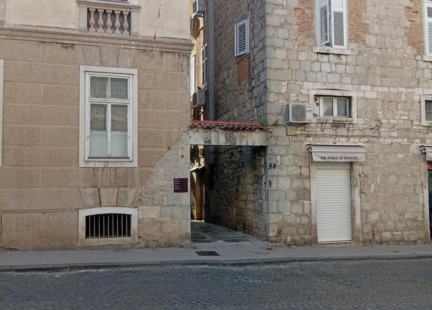 Hostel Habibi Come Tu Silver Gate Diocletians Palac Split Kroatien