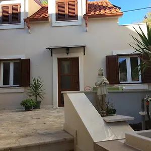4* Gostinjska kuća Kresic
