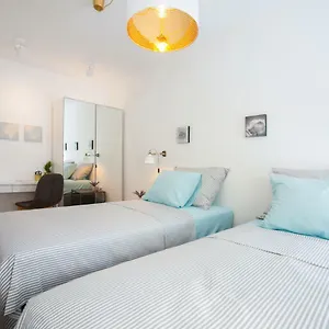  Apartman Modern Near